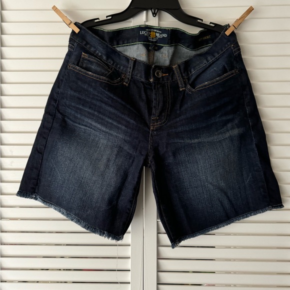 Bundle of 3 pairs women jeans 
size: 6/28

Lucky brand, Zara, Sears - Picture 9 of 11